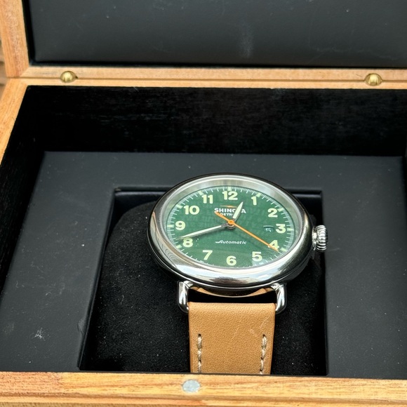 Shinola 45mm Runwell Automatic - Picture 8 of 8